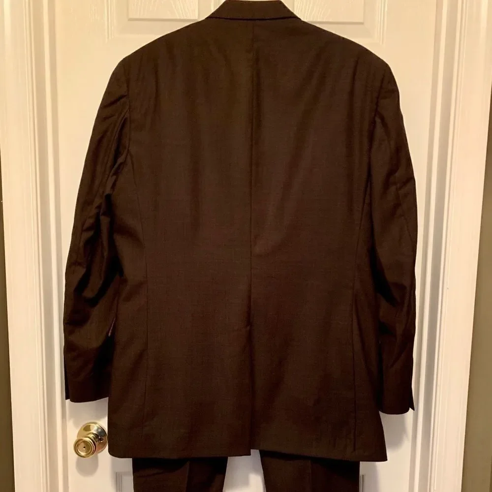 Jos A Bank Suit in Brownish Gray Size 43L - Picture 6 of 9